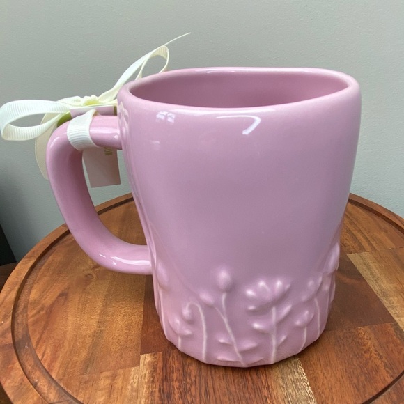 Rae Dunn Pink “MAMA” with Flowers Mug - Picture 5 of 9